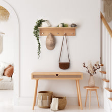 Laden Sie das Bild in den Galerie-Viewer, Garderobenleiste Eiche mit Ablage